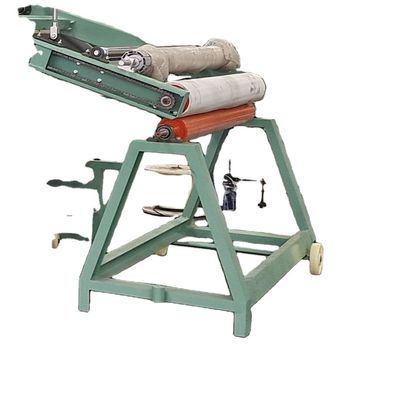 Um quadro de tipo para laminar máquinas de enrolar tecidos e laminar produtos em uma máquina