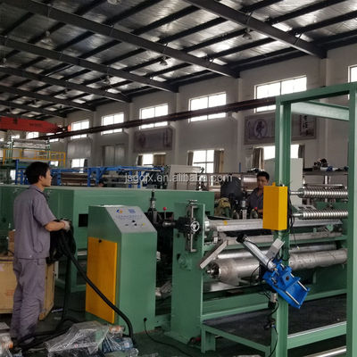2022 Máquina de Fabricação de Tapete Reverso revestido com revestimento de PVC não escorregadio e 380V 50HZ 3P