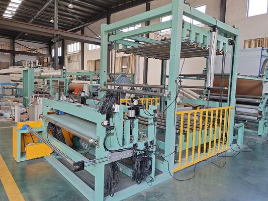 Máquina de laminação de cola à base de água para a produção de tapetes na fábrica