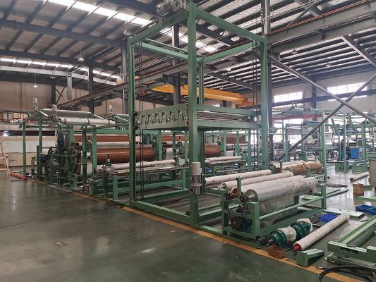Máquina de laminação de cola à base de água para a produção de tapetes na fábrica