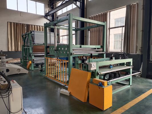 Máquina de laminação de cola à base de água para a produção de tapetes na fábrica