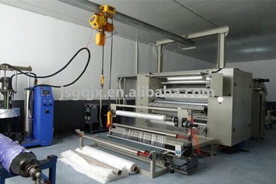 Máquina laminadora de fusão a quente de tecidos não tecidos PUR para fabricação de tapetes